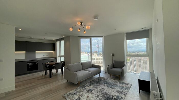 2 Bedroom Flat To Rent In Hale Works, London, N17