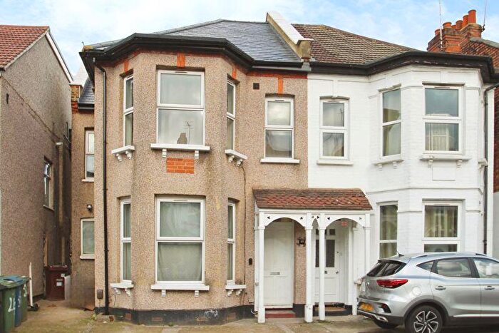 2 Bedroom Flat To Rent In Vaughan Road, Harrow, HA1