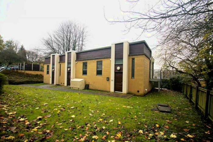 2 Bedroom Flat To Rent In Headingley Lane, Leeds, LS6