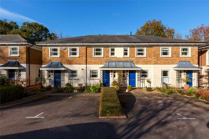 2 Bedroom Terraced House To Rent In Linden Gardens, Tunbridge Wells, Kent TN2