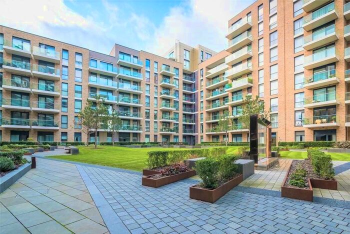 1 Bedroom Flat To Rent In Hamond Court, Queenshurst, Kingston Upon Thames, KT2