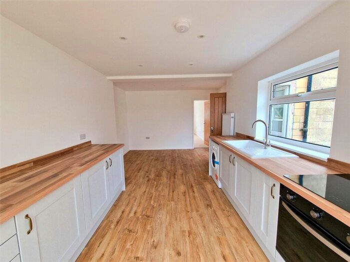 1 Bedroom Apartment To Rent In Barrow Road, Bath, Somerset, BA2