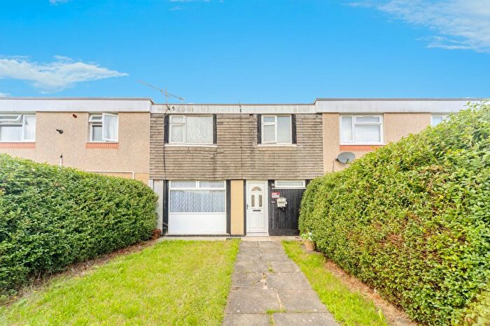 3 Bedroom Terraced House For Sale In Queenswood Drive, Leeds, LS6