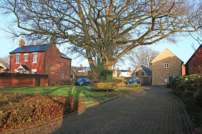 1 Bedroom Flat For Sale In Gilmore Court, Highworth, SN6