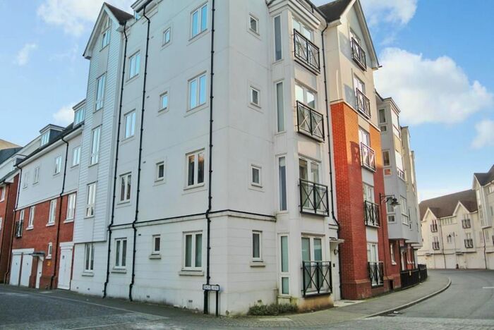 2 Bedroom Flat To Rent In Creine Mill Lane North, Canterbury, Kent, CT1