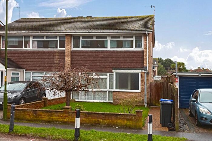 3 Bedroom End Of Terrace House For Sale In Bowness Avenue, Sompting, Lancing, BN15