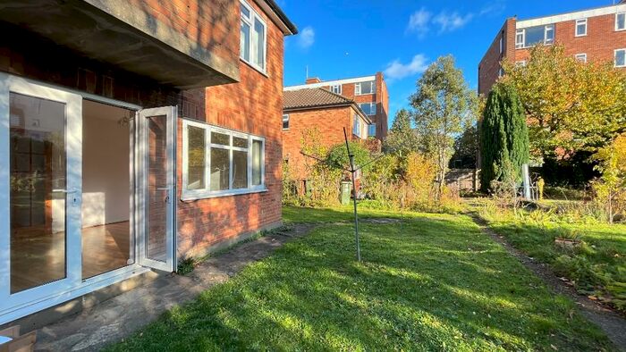 1 Bedroom Apartment To Rent In Beddington Gardens, Wallington, Surrey, SM6