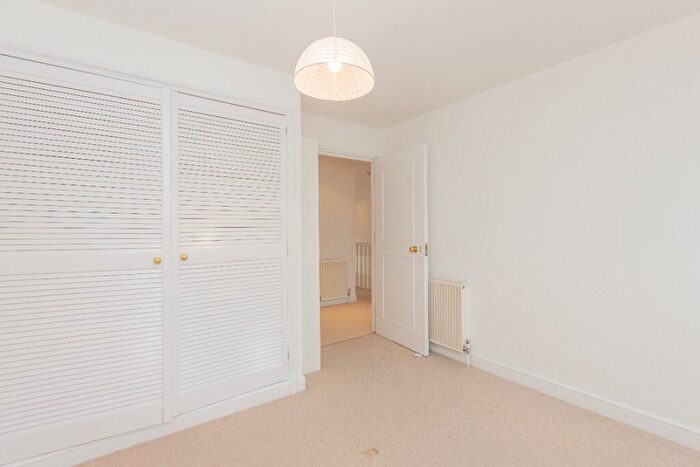 5 Bedroom End Of Terrace House To Rent In Spencer Walk, London, NW3