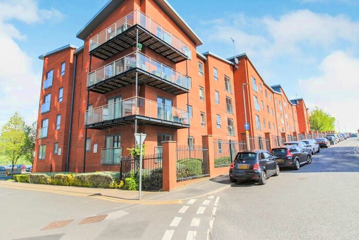 1 Bedroom Apartment To Rent In Bouverie Court, Leeds, LS9