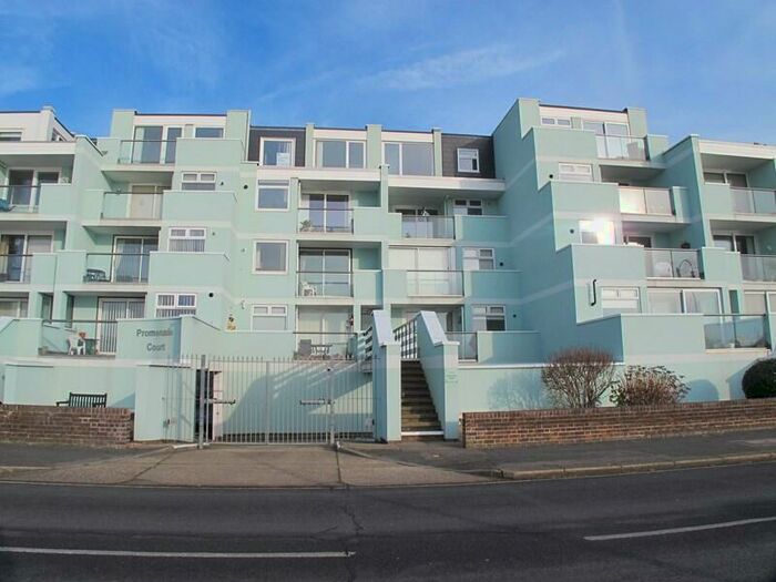 2 Bedroom Apartment To Rent In Promenade Court -, Marine Parade West, Lee-On-The-Solent, Hampshire, PO13