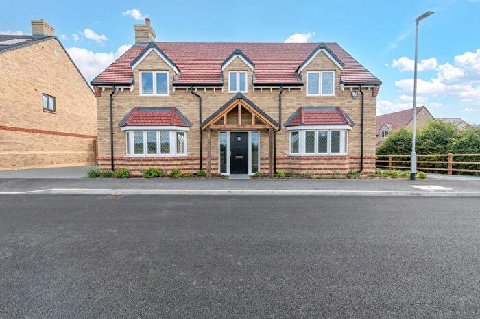 5 Bedroom Detached House For Sale In Fuller Way, Wootton, MK43