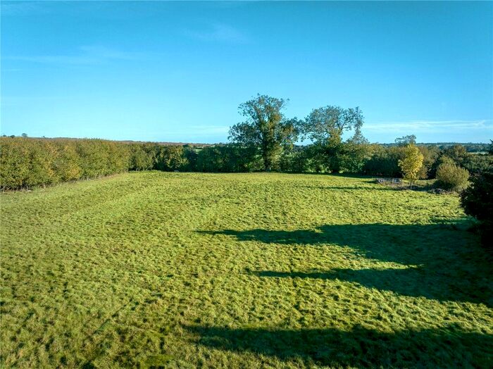 Land For Sale In Watling Street, Hockliffe, Leighton Buzzard, Bedfordshire, LU7