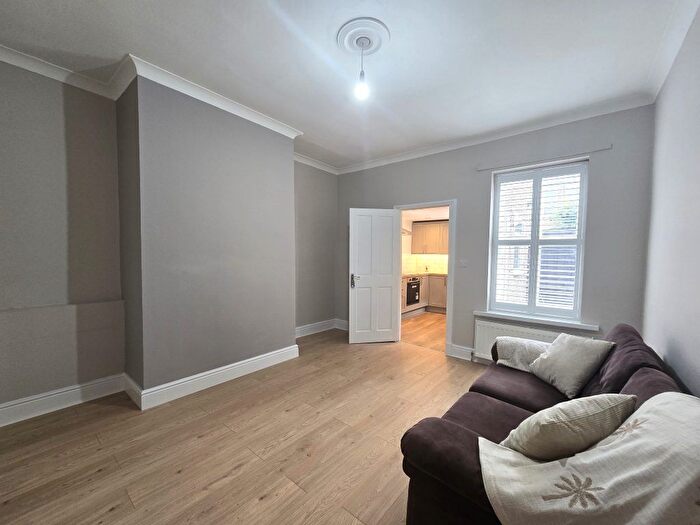 2 Bedroom Flat To Rent In Hotspur Street, Heaton, Newcastle Upon Tyne, NE6