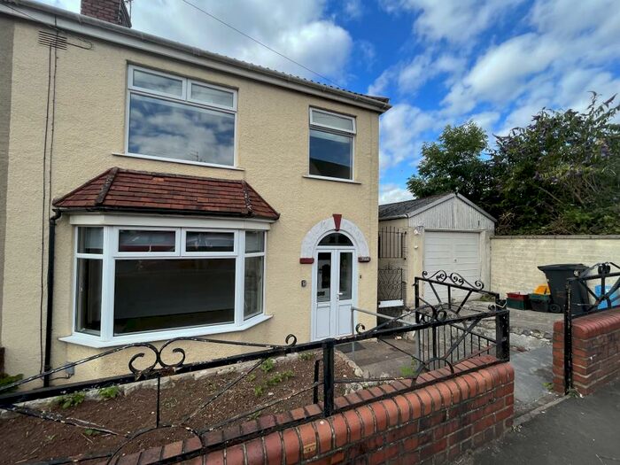 3 Bedroom House To Rent In Oakland Road, St. George, Bristol, BS5