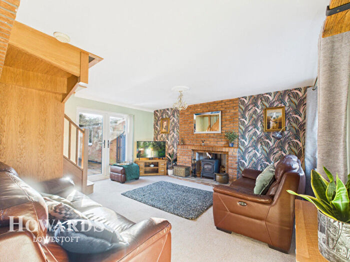 4 Bedroom Detached House For Sale In Bethel Drive, Kessingland, NR33