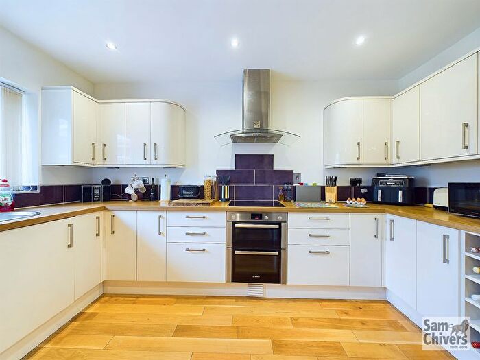 2 Bedroom Semi-Detached Bungalow For Sale In Valley View Road, Paulton, Bristol, BS39