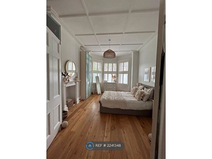 1 Bedroom Flat To Rent In Lanercost Road, London, SW2