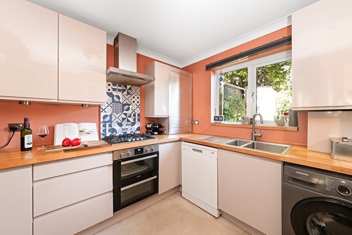 3 Bedroom End Of Terrace House For Sale In Wellington Mews, East Dulwich, SE22
