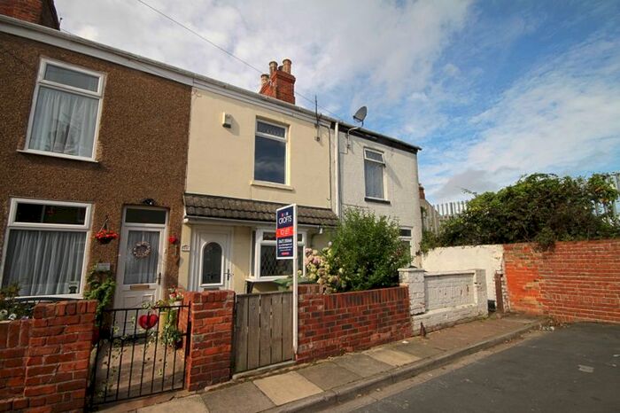 2 Bedroom Terraced House To Rent In Pelham Square, Cleethorpes, DN35