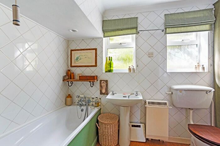 2 Bedroom Semi-Detached House For Sale In Ashford Hill Road, Headley, Hampshire, ., RG19