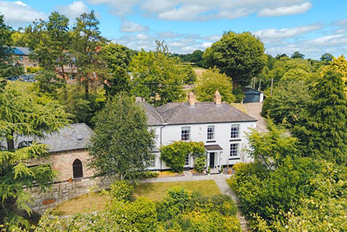 6 Bedroom Detached House For Sale In Garth Road, Garth, Llangollen, LL20