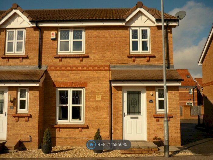 3 Bedroom End Of Terrace House To Rent In Roebuck Ridge, Jump, S74