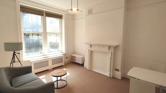 1 Bedroom Flat To Rent In Old Court Place, London, W8