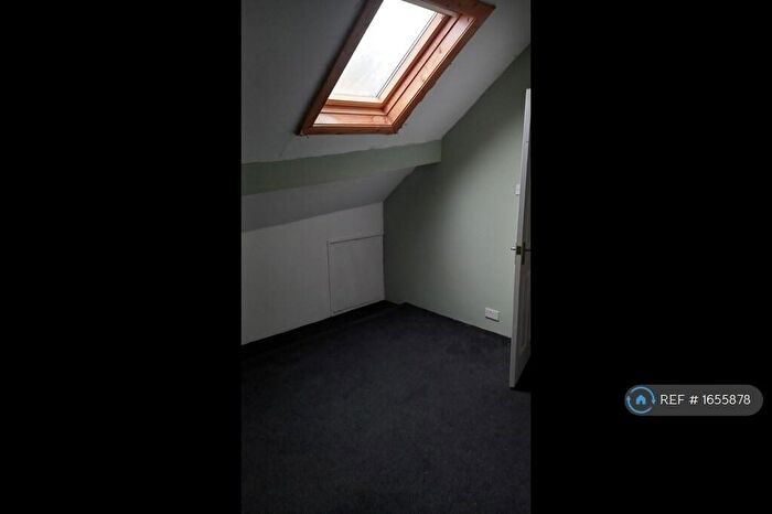 2 Bedroom Terraced House To Rent In Brearley Street, Bacup, OL13