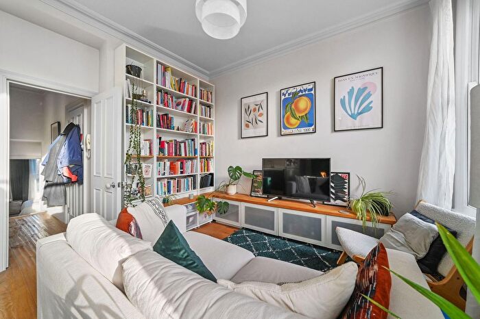 1 Bedroom Flat To Rent In Glenarm Road, London, E5