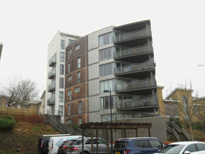 2 Bedroom Apartment To Rent In Arundel Square, Maidstone, ME15