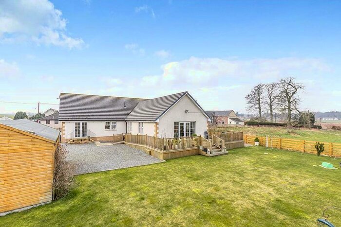 4 Bedroom Bungalow For Sale In Woodside, Coupar Angus, Blairgowrie, Perth And Kinross, PH13