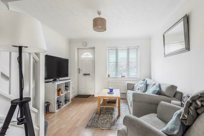 1 Bedroom Terraced House To Rent In Fludger Close, Wallingford, OX10