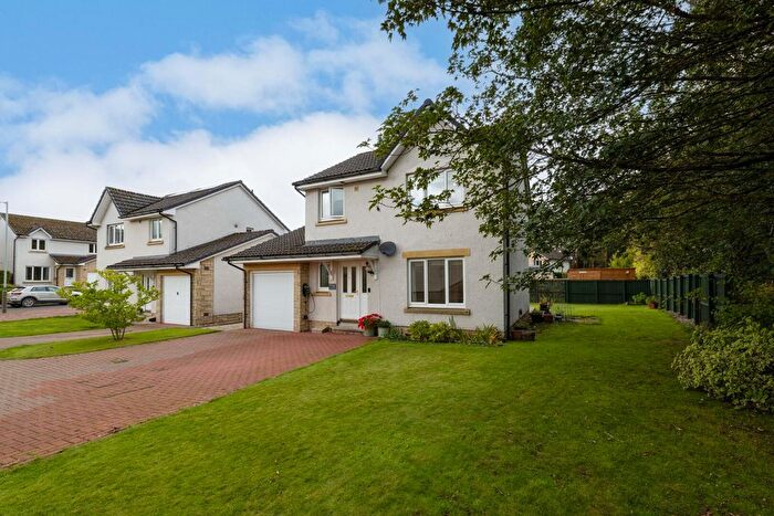 3 Bedroom Detached House For Sale In Coats Drive, Luncarty, Perth, PH1