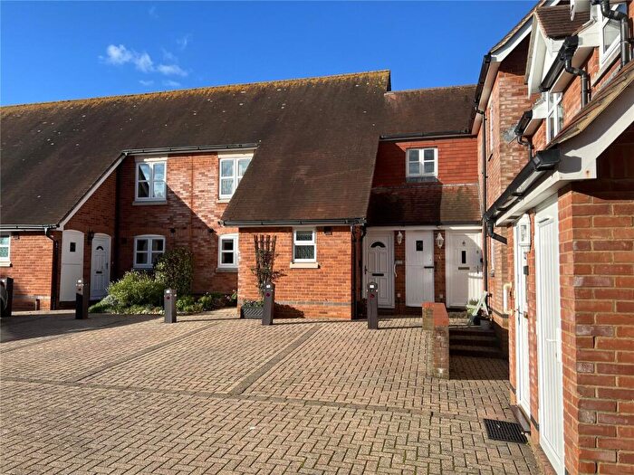 2 Bedroom Retirement Property For Sale In Anchorage Way, Lymington, Hampshire, SO41