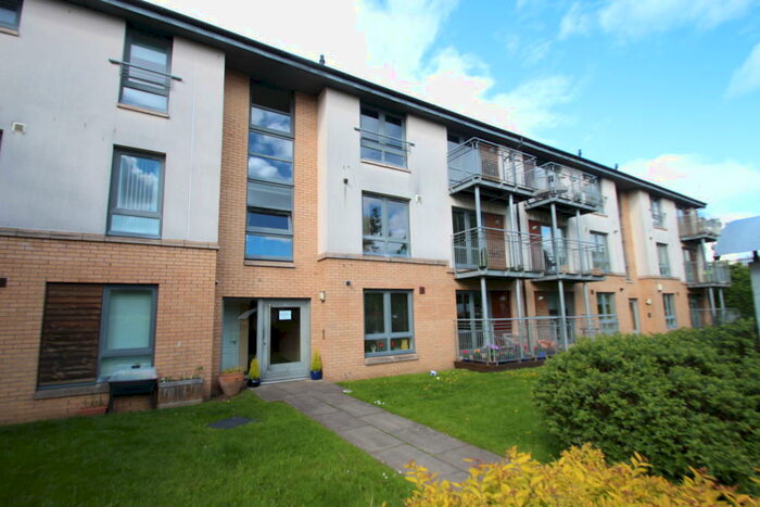 2 Bedroom Flat To Rent In Kirkton Avenue, Knightswood, G13