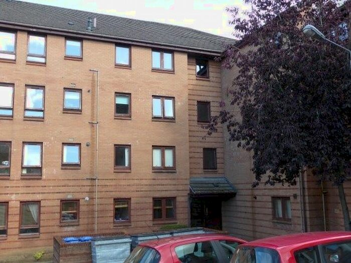 2 Bedroom Flat To Rent In Clyde Street, Camelon, FK1