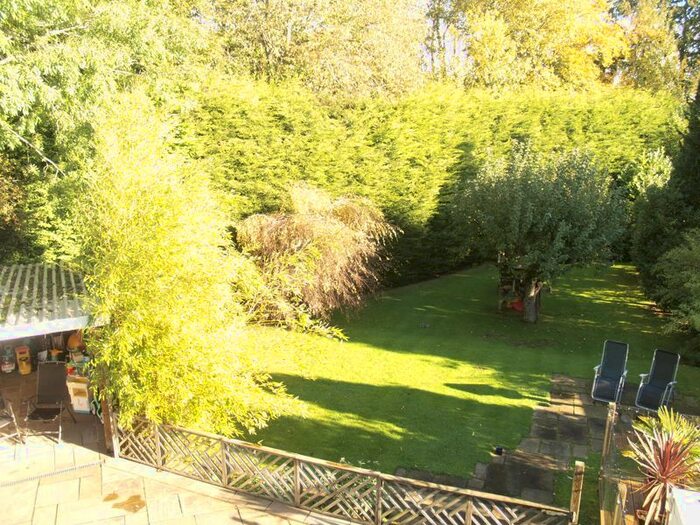 3 Bedroom SemiDetached House For Sale In Thorn Lane, Hartford, CW8