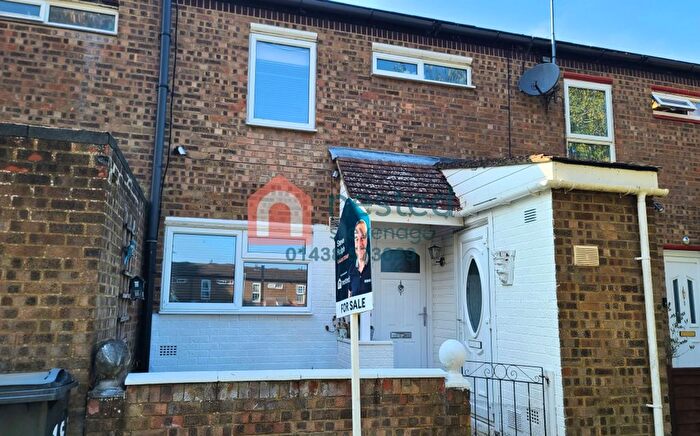 3 Bedroom Terraced House For Sale In Canterbury Way, Stevenage, SG1