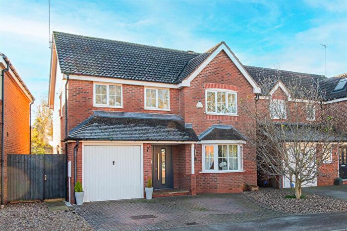 4 Bedroom Detached House For Sale In The Rookery, Northampton, NN4