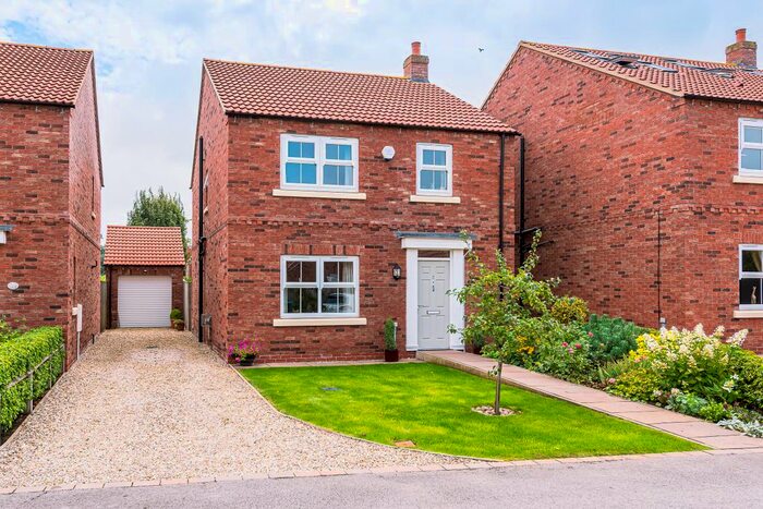 4 Bedroom Detached House For Sale In Howlett Close, Easingwold, York YO61