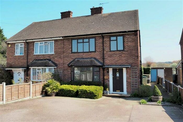 3 Bedroom Semi-Detached House To Rent In Boxted Close, Buckhurst Hill, IG9
