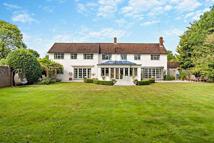 5 Bedroom Detached House For Sale In Littlefield Green, White Waltham, Maidenhead, Berkshire, SL6