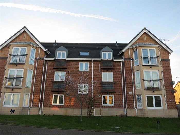 2 Bedroom Flat To Rent In Kings Stand, Mansfield, Nottinghamshire, NG18