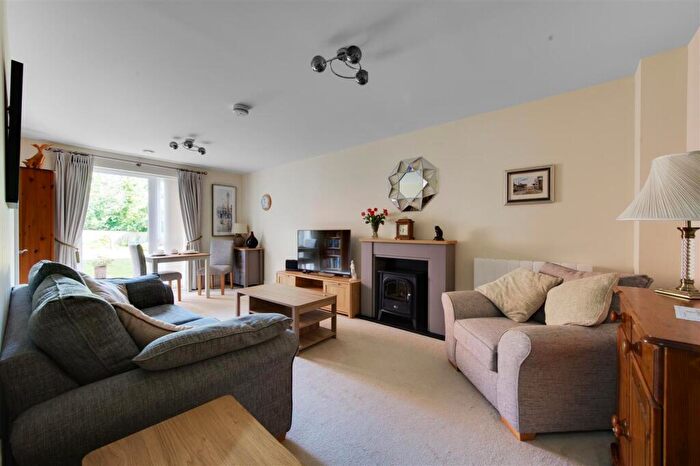 1 Bedroom Apartment For Sale In Cedar Avenue, Alsager, ST7