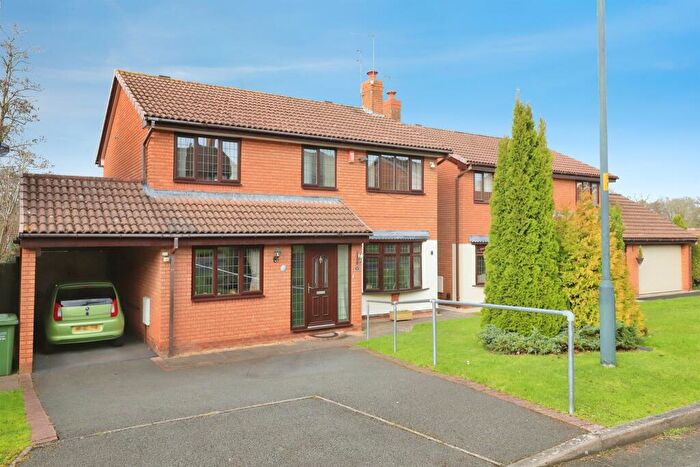 4 Bedroom Detached House For Sale In Greenfinch Close, Kidderminster, DY10