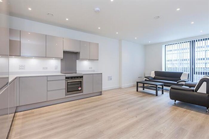 2 Bedroom Flat To Rent In Valencia Close, London, E14