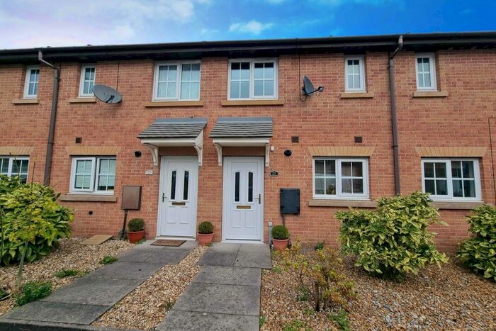 2 Bedroom Detached House To Rent In Steeple Way, Stoke-On-Trent, ST4