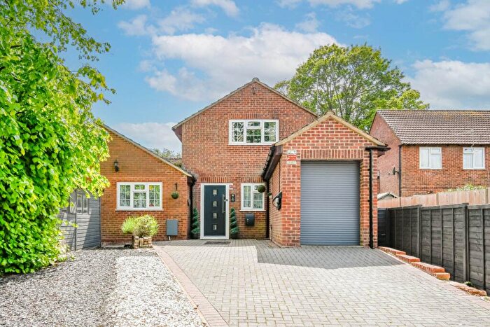 5 Bedroom Detached House For Sale In Atherton Place, Lambourn, RG17