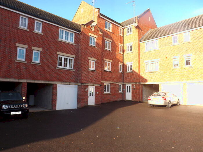 2 Bedroom Apartment To Rent In North Swindon, SN25