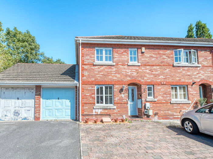3 Bedroom House For Sale In Poinsettia Close, Titchfield Park, PO15